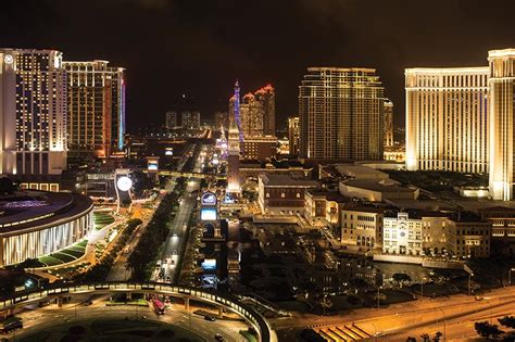 Number of Macau junkets to grow as VIP gaming revenue .